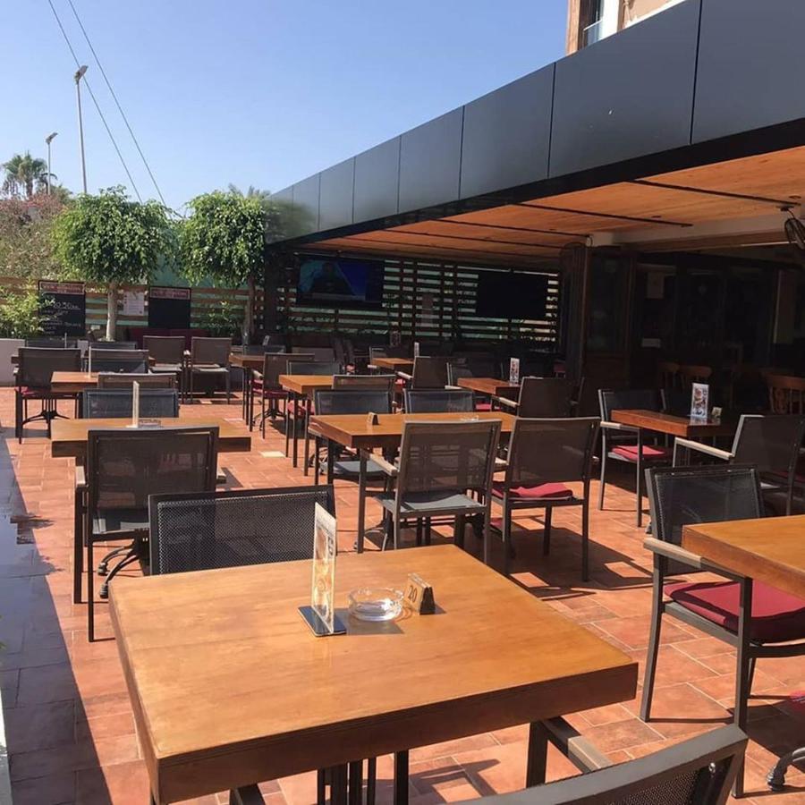 Terrazza Suites Paphos Exteriör bild