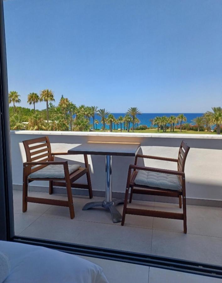 Terrazza Suites Paphos Exteriör bild
