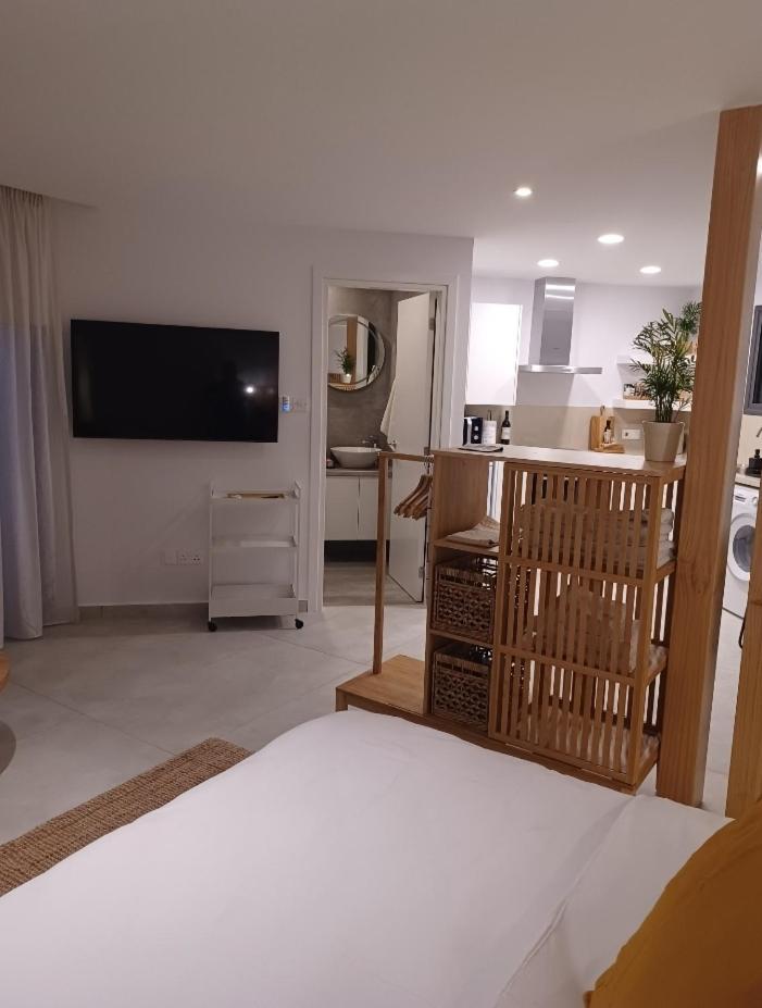 Terrazza Suites Paphos Exteriör bild
