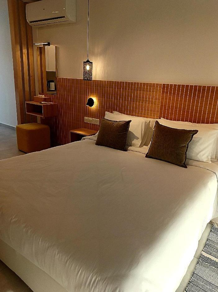 Terrazza Suites Paphos Rum bild