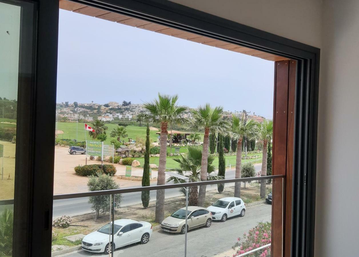Terrazza Suites Paphos Exteriör bild
