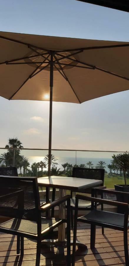 Terrazza Suites Paphos Exteriör bild